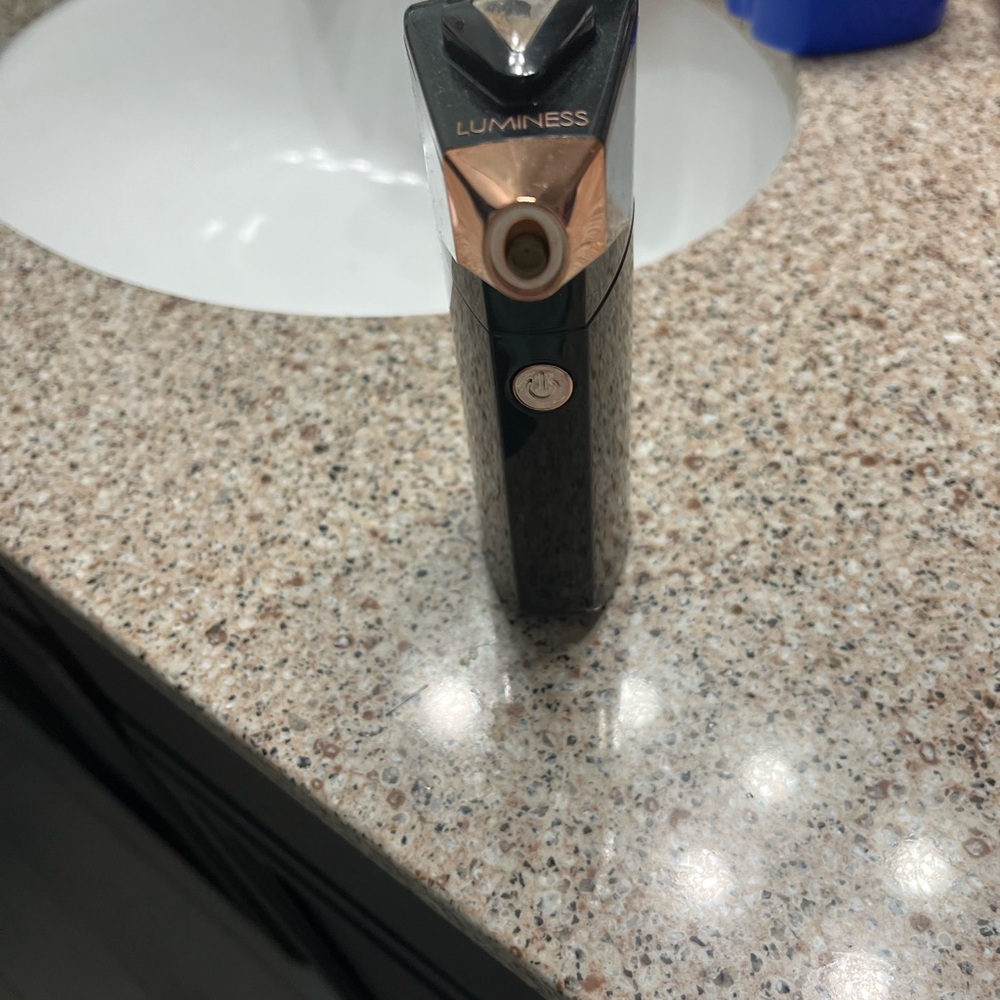 Luminess Elegant Black and Rose Gold Device